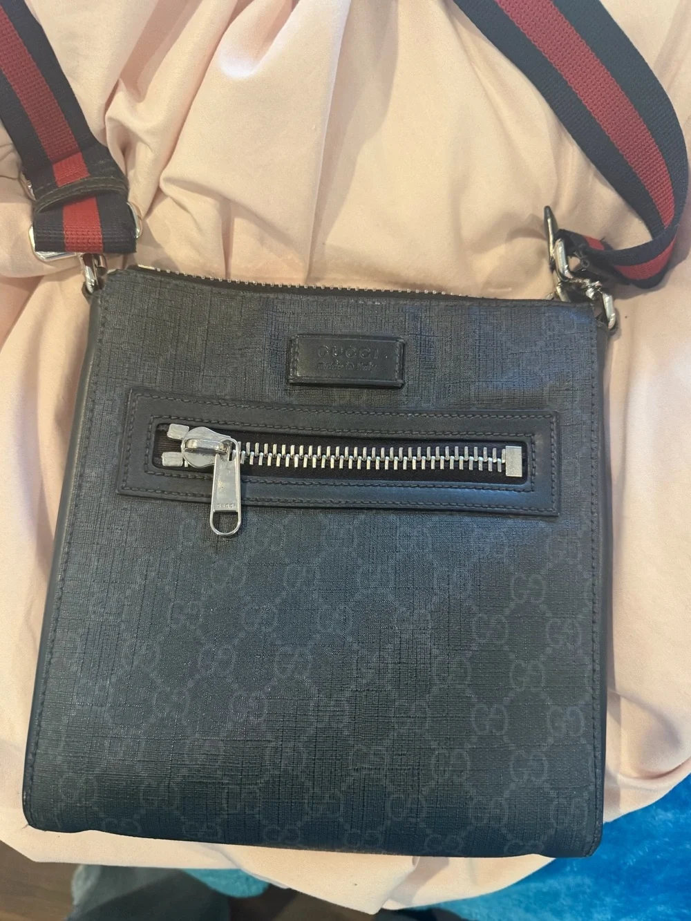 Gucci slim crossbody